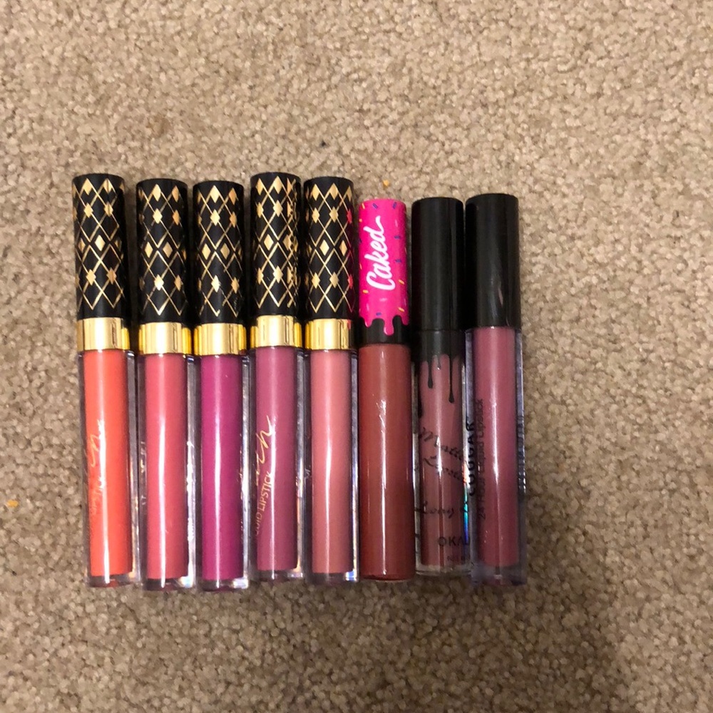 Liquid lipsticks